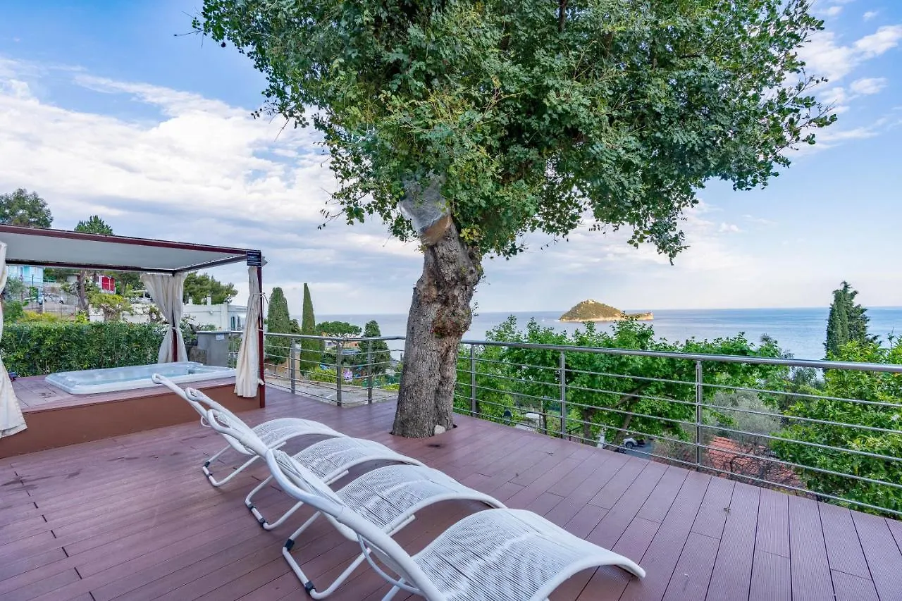 Baba Residences Alassio 3*,  Italia