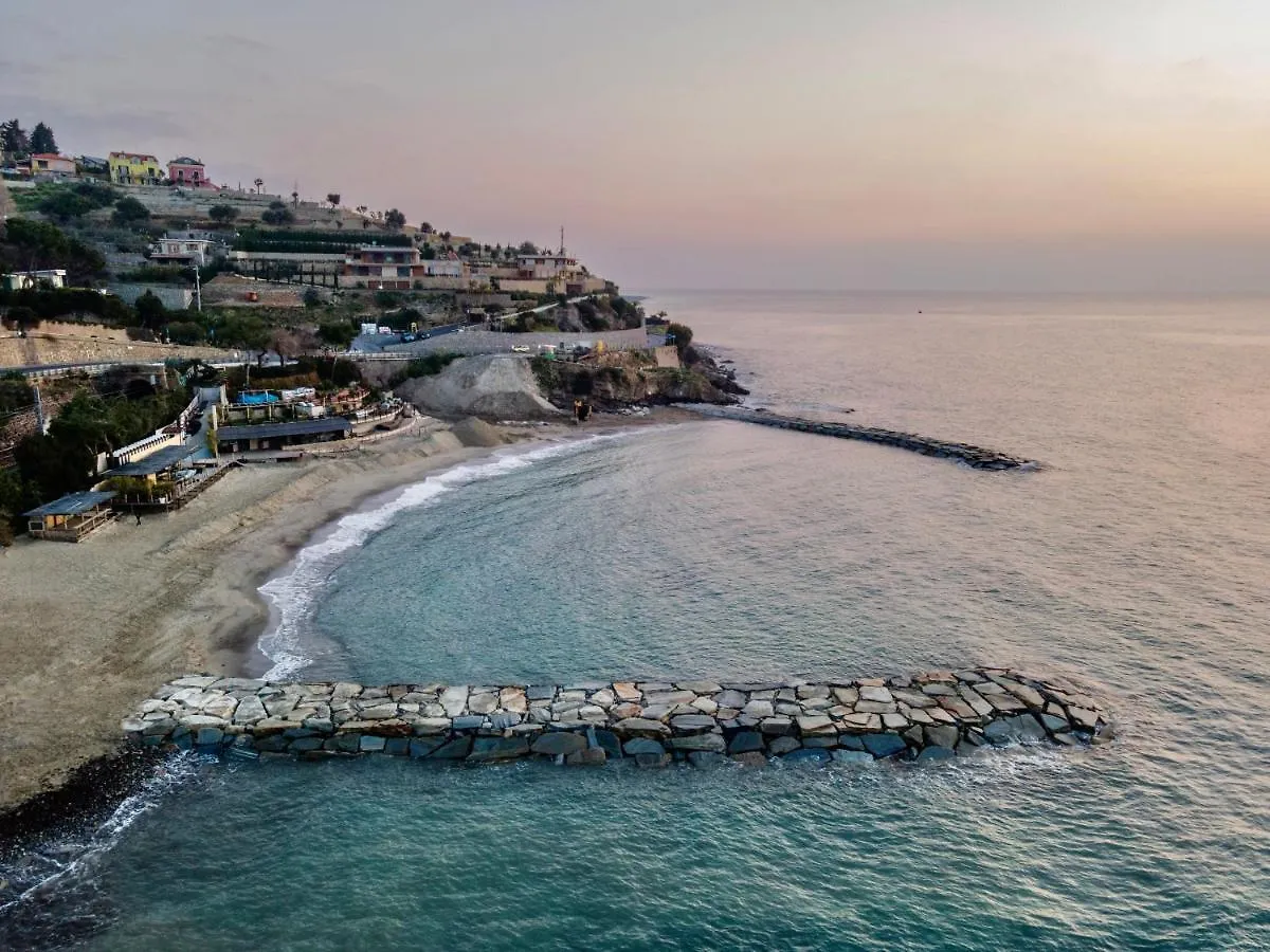 Baba Residences Alassio 3*,